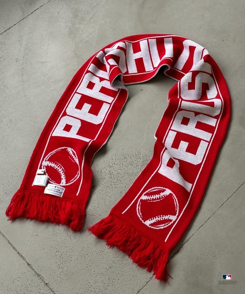 Perushu（ペルーシュ）の「Perushu × MLB ジャガードニットマフラー（マフラー・メンズ・ネイビー/レッド/ブラック・FREE）」の16枚目の写真