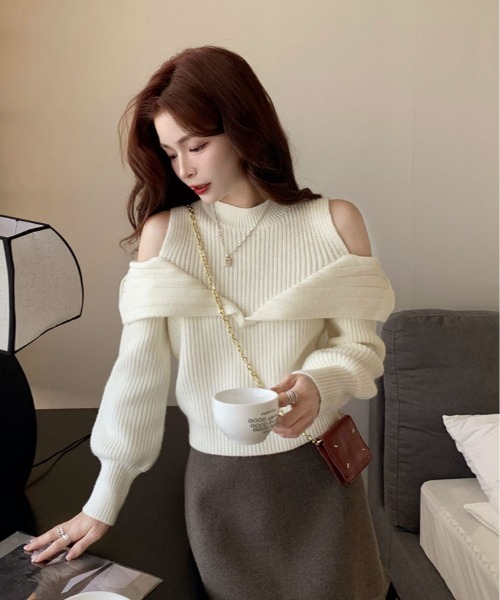kirakiraShop（キラキラショップ）の「リブニット ハイネック オフショル ニット トップス（ニット/セーター・レディース・ホワイト/レッド・FREE）」の6枚目の写真