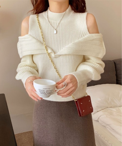 kirakiraShop（キラキラショップ）の「リブニット ハイネック オフショル ニット トップス（ニット/セーター・レディース・ホワイト/レッド・FREE）」の3枚目の写真