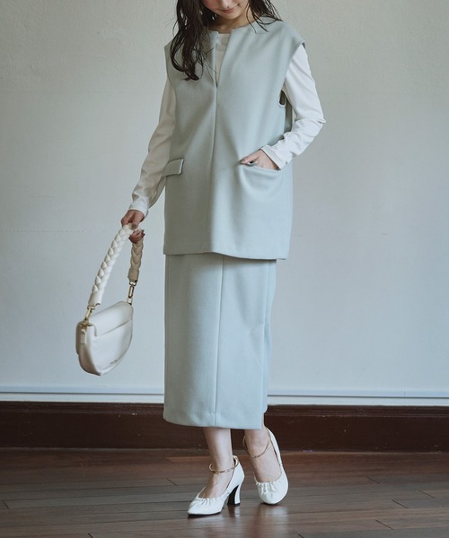 Sirin(シリン)の「≪セットアップ可≫ 圧縮ウールライクIラインスカート【2サイズ展開】(スカート・レディース・ダークグレー/ベージュ/ミント/インディゴブルー・X-SMALL/SMALL)」の22枚目の写真