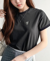 デイリースタイルをアップデート。オーガニックコットン混 綿100%胸刺繍リンガーTシャツ