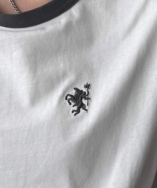 classicalelf(クラシカルエルフ)の「デイリースタイルをアップデート。オーガニックコットン混 綿100%胸刺繍リンガーTシャツ(Tシャツ/カットソー・レディース・スモークピンク/ホワイト/チャコール/ベージュ/ネイビー・X-LARGE/MEDIUM/LARGE/SMALL)」の6枚目の写真