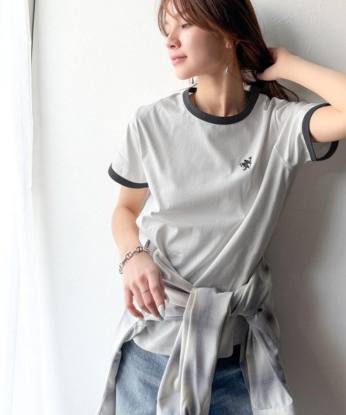 classicalelf(クラシカルエルフ)の「デイリースタイルをアップデート。オーガニックコットン混 綿100%胸刺繍リンガーTシャツ(Tシャツ/カットソー・レディース・スモークピンク/ホワイト/チャコール/ベージュ/ネイビー・X-LARGE/MEDIUM/LARGE/SMALL)」の8枚目の写真