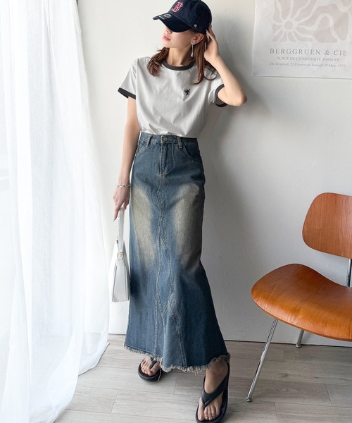 classicalelf(クラシカルエルフ)の「デイリースタイルをアップデート。オーガニックコットン混 綿100%胸刺繍リンガーTシャツ(Tシャツ/カットソー・レディース・スモークピンク/ホワイト/チャコール/ベージュ/ネイビー・X-LARGE/MEDIUM/LARGE/SMALL)」の9枚目の写真