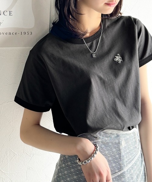 classicalelf(クラシカルエルフ)の「デイリースタイルをアップデート。オーガニックコットン混 綿100%胸刺繍リンガーTシャツ(Tシャツ/カットソー・レディース・スモークピンク/ホワイト/チャコール/ベージュ/ネイビー・X-LARGE/MEDIUM/LARGE/SMALL)」の18枚目の写真