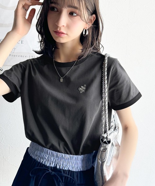 classicalelf(クラシカルエルフ)の「デイリースタイルをアップデート。オーガニックコットン混 綿100%胸刺繍リンガーTシャツ(Tシャツ/カットソー・レディース・スモークピンク/ホワイト/チャコール/ベージュ/ネイビー・X-LARGE/MEDIUM/LARGE/SMALL)」の19枚目の写真