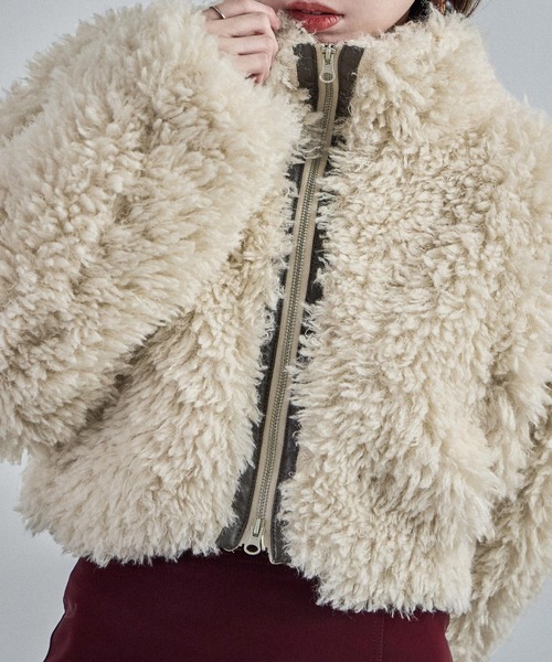 Fashion Letter(ファッションレター)の「プードルボア Wzip クロップドブルゾン(ブルゾン・レディース・グレイッシュベージュ/アイボリー/ブラウン/グレー・M)」の6枚目の写真