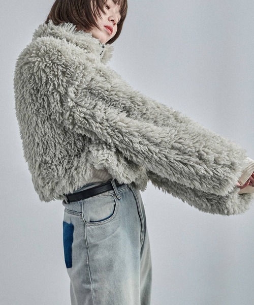 Fashion Letter(ファッションレター)の「プードルボア Wzip クロップドブルゾン(ブルゾン・レディース・グレイッシュベージュ/アイボリー/ブラウン/グレー・M)」の19枚目の写真