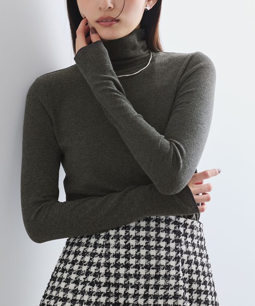 VIS(ビス)の「【静電気防止/洗える 】ハイネック裏起毛テレコカットソー(Tシャツ/カットソー・レディース・チャコールグレー/オフホワイト/ホワイト系その他/ピンク・FREE)」の9枚目の写真