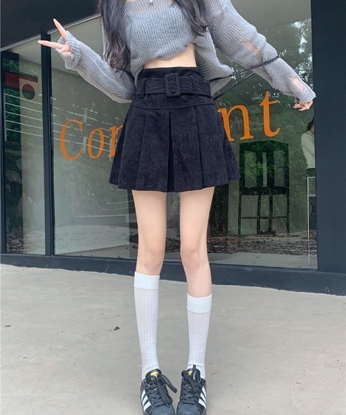 Ritzy(リッツィー)の「ベルト付き フェイクスェード プリーツミニスカート(スカート・レディース・ブラック/ベージュ/モカ・S/M/L)」の13枚目の写真