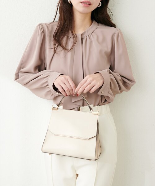 natural couture（ナチュラルクチュール）の「フロッキーチェック長袖ブラウス（シャツ/ブラウス・レディース・ホワイト系その他/ピンクベージュ/グレイッシュベージュ/ブラック系その他・FREE）」の6枚目の写真