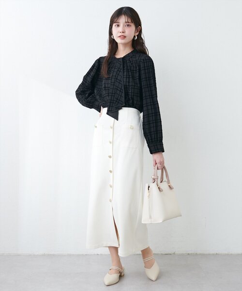 natural couture（ナチュラルクチュール）の「フロッキーチェック長袖ブラウス（シャツ/ブラウス・レディース・ホワイト系その他/ピンクベージュ/グレイッシュベージュ/ブラック系その他・FREE）」の20枚目の写真