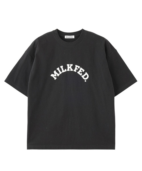 MILKFED.（ミルクフェド）の「ARCH LOGO WIDE S/S TEE（Tシャツ/カットソー・レディース・ブラック/ホワイト/ライトパープル・ONE SIZE）」の2枚目の写真