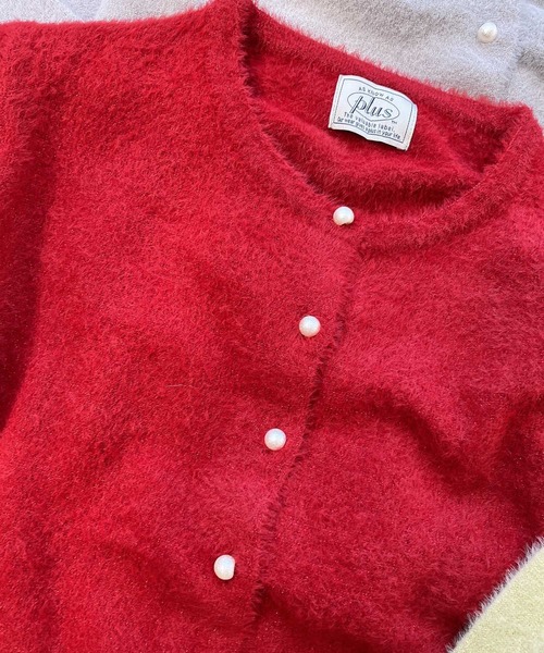 AS KNOW AS plus（アズノゥアズプラス）の「●パールボタン ラメフェザーショートカーディガン（カーディガン/ボレロ・レディース・レッド系/イエロー系/ネイビー系/グレー系・FREE）」の10枚目の写真