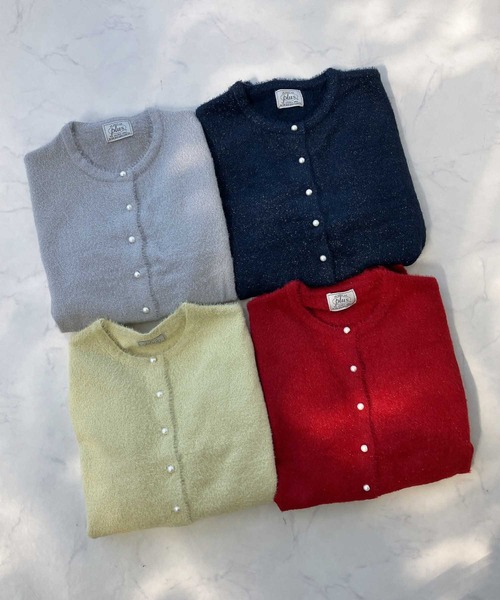 AS KNOW AS plus（アズノゥアズプラス）の「●パールボタン ラメフェザーショートカーディガン（カーディガン/ボレロ・レディース・レッド系/イエロー系/ネイビー系/グレー系・FREE）」の13枚目の写真