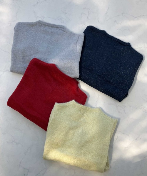 AS KNOW AS plus（アズノゥアズプラス）の「●パールボタン ラメフェザーショートカーディガン（カーディガン/ボレロ・レディース・レッド系/イエロー系/ネイビー系/グレー系・FREE）」の12枚目の写真