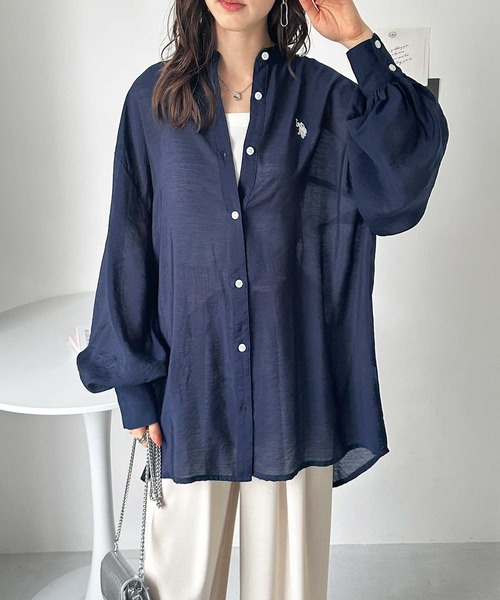 U.S. POLO ASSN.(ユーエスポロアッスン)の「GeeRA別注【U.S. POLO ASSN.】ユーエスポロアッスン バンドカラーワンポイント刺繍シアーシャツ(シャツ/ブラウス・レディース・ピンク/ネイビー/ストライプ/オフホワイト・LARGE/X-LARGE/MEDIUM)」の7枚目の写真