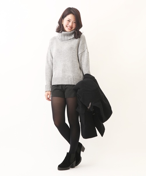 Chico（チコ）の「【who's who Chico】オフタートルニットプルオーバー（ニット/セーター・レディース・ホワイト/ブラック/グレー/ライトパープル・FREE）」の8枚目の写真