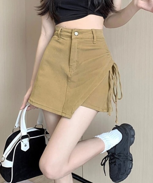 NANEA（ナネア）の「インナーパンツ付きサイドシャーリングアシンメトリースカート（スカート・レディース・ブルー/ブラック/ベージュ/ブラウン・SMALL/MEDIUM/LARGE/X-LARGE）」の5枚目の写真