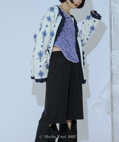 Ezick（エジック）の「【Ezick×MUCHA】シアートップス（Tシャツ/カットソー・レディース・ブルー/ベージュ/ブラウン/グリーン・FREE）」の13枚目の写真