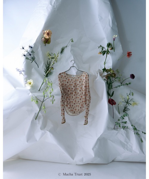 Ezick（エジック）の「【Ezick×MUCHA】シアートップス（Tシャツ/カットソー・レディース・ブルー/ベージュ/ブラウン/グリーン・FREE）」の16枚目の写真