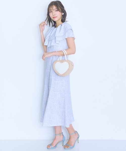 marun(マルン)の「<大きいサイズ>パイピングケープデザインワンピース marun(ワンピース・レディース・ピンク/ブルー/グレー・L/LL/3L/4L/5L)」の10枚目の写真