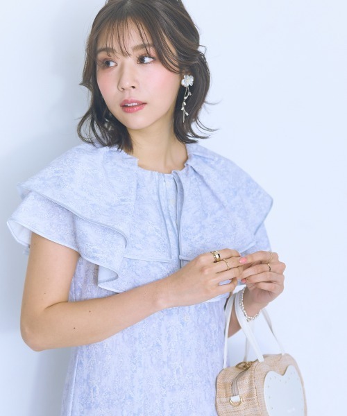 marun(マルン)の「<大きいサイズ>パイピングケープデザインワンピース marun(ワンピース・レディース・ピンク/ブルー/グレー・L/LL/3L/4L/5L)」の14枚目の写真
