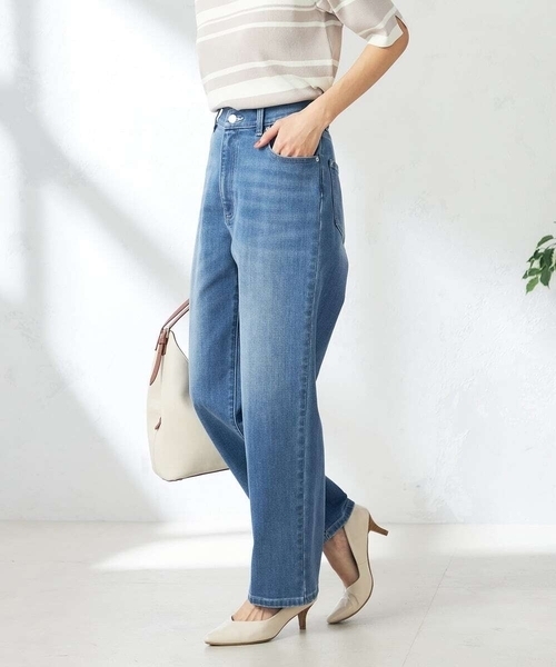 a.v.v(アーヴェヴェ)の「デニムストレートパンツ(デニムパンツ・レディース・ブルー/ダークインディゴブルー/ライトグレー・36/34/40/38/42)」の14枚目の写真