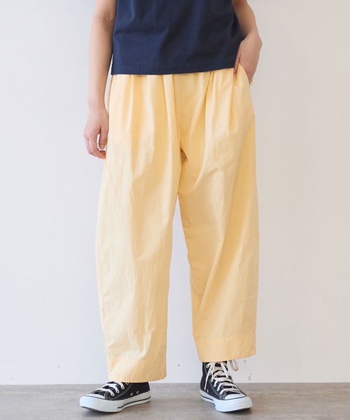 bulle de savon（ビュルデサボン）の「80/コンパクトツイル コクーンパンツ（その他パンツ・レディース・イエロー/ブラウン/アイボリー・FREE）」の3枚目の写真