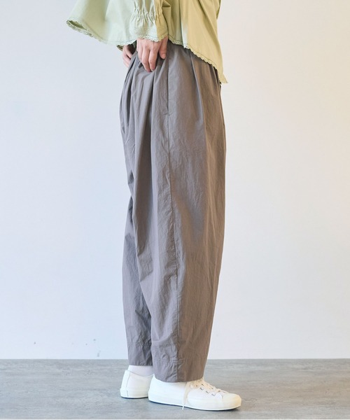 bulle de savon（ビュルデサボン）の「80/コンパクトツイル コクーンパンツ（その他パンツ・レディース・イエロー/ブラウン/アイボリー・FREE）」の21枚目の写真