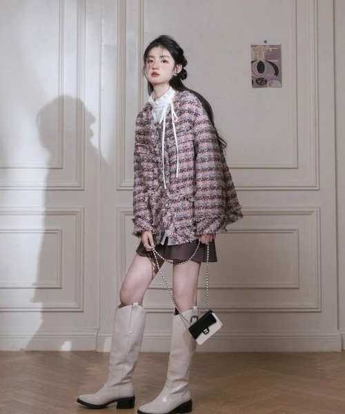 gossip!ロサンゼルス(ゴシップロサンゼルス)の「ヴィンテージ風 フリル付き長袖シャツ 通勤&カジュアル デイリー&シンプル(シャツ/ブラウス・レディース・ホワイト・FREE)」の2枚目の写真