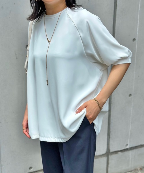 Emma Taylor(エマテイラー)の「バックジップジョーゼットドルマンTブラウス(シャツ/ブラウス・レディース・ブラック/ホワイト・FREE)」の11枚目の写真