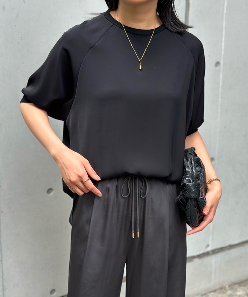 Emma Taylor(エマテイラー)の「バックジップジョーゼットドルマンTブラウス(シャツ/ブラウス・レディース・ブラック/ホワイト・FREE)」の14枚目の写真