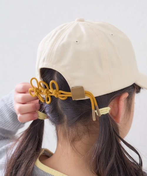 CIAOPANIC TYPY（チャオパニックティピー）の「【KIDS】後ろお花デザインキャップ（キャップ・キッズ・オフホワイト/チャコールグレー/イエロー/グリーン・ONE SIZE）」の7枚目の写真