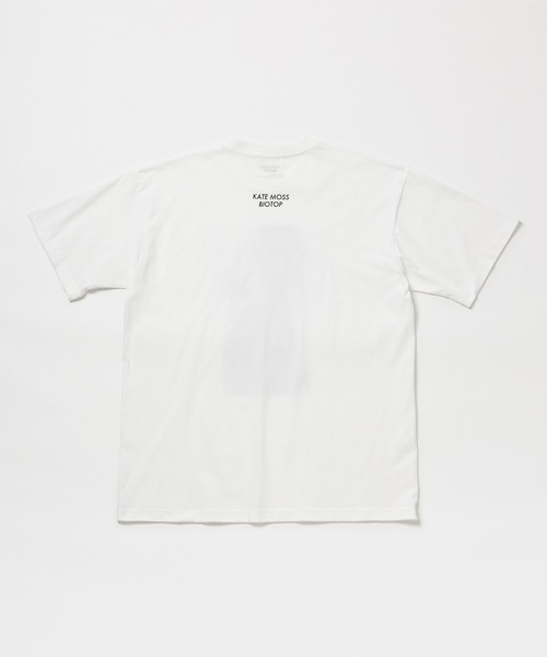 BIOTOP（ビオトープ）の「25SS vol.1【Kate Moss by David Sims】 Photo T-shirts（Tシャツ/カットソー・レディース・ブラック/ホワイト・M/L/XL）」の12枚目の写真