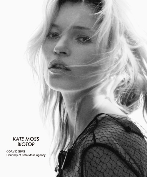 BIOTOP（ビオトープ）の「25SS vol.1【Kate Moss by David Sims】 Photo T-shirts（Tシャツ/カットソー・レディース・ブラック/ホワイト・M/L/XL）」の14枚目の写真