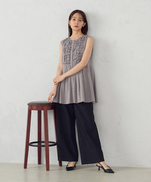 COMME CA ISM(コムサイズム)の「エンブロイダリーレース ワイドパンツ(その他パンツ・レディース・ブラック・LARGE/MEDIUM)」の4枚目の写真