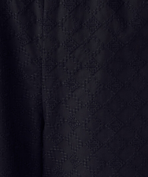 COMME CA ISM(コムサイズム)の「エンブロイダリーレース ワイドパンツ(その他パンツ・レディース・ブラック・LARGE/MEDIUM)」の13枚目の写真