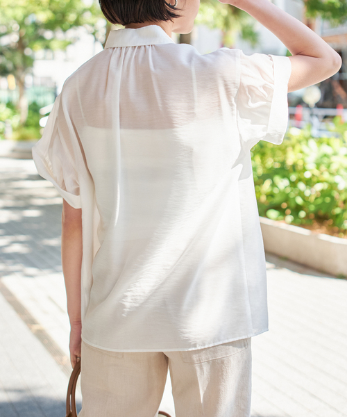 Spick & Span(スピックアンドスパン)の「ソフトローンギャザー半袖シャツ(シャツ/ブラウス・レディース・ブラック/オレンジ/ホワイト・FREE)」の15枚目の写真