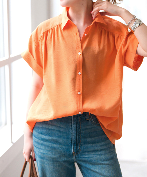 Spick & Span(スピックアンドスパン)の「ソフトローンギャザー半袖シャツ(シャツ/ブラウス・レディース・ブラック/オレンジ/ホワイト・FREE)」の18枚目の写真