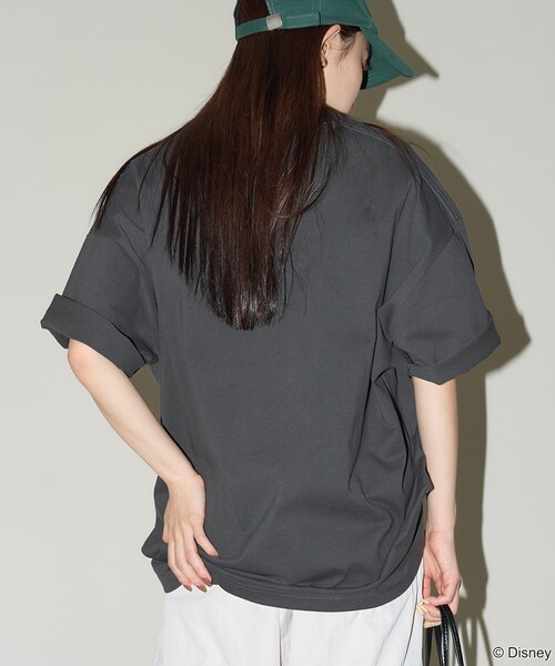 Disney（ディズニー）の「PUBLUX/パブリュクス 別注 MINNIE FACEプリントTシャツ(限定展開)（Tシャツ/カットソー・メンズ・ピンク/ブラック/ホワイト・SMALL/LARGE/MEDIUM）」の10枚目の写真