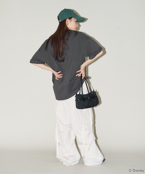 Disney（ディズニー）の「PUBLUX/パブリュクス 別注 MINNIE FACEプリントTシャツ(限定展開)（Tシャツ/カットソー・メンズ・ピンク/ブラック/ホワイト・SMALL/LARGE/MEDIUM）」の13枚目の写真