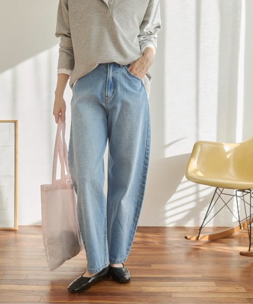 ANGIE（アンジー）の「カーブ デニムパンツ《詳細動画あり》（デニムパンツ・レディース・ブラック/ブルー/ネイビー・SMALL/MEDIUM/LARGE）」の3枚目の写真