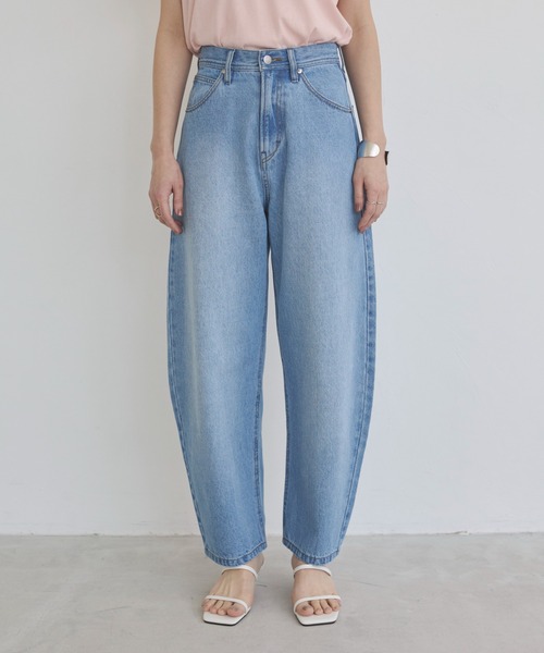 ANGIE（アンジー）の「カーブ デニムパンツ《詳細動画あり》（デニムパンツ・レディース・ブラック/ブルー/ネイビー・SMALL/MEDIUM/LARGE）」の22枚目の写真