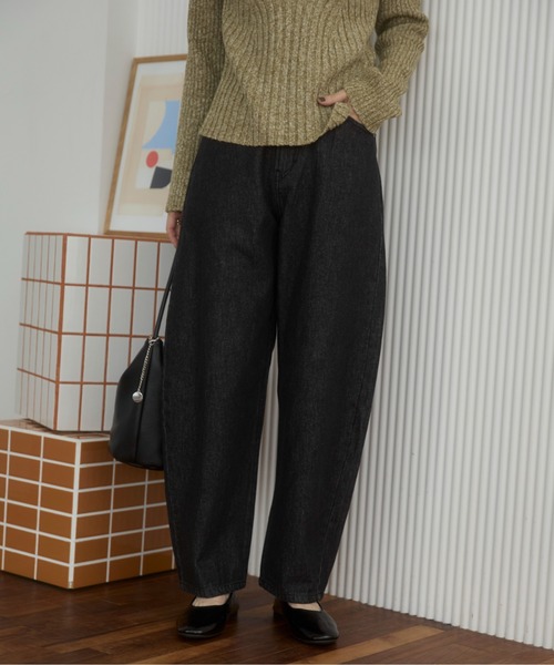 ANGIE（アンジー）の「カーブ デニムパンツ《詳細動画あり》（デニムパンツ・レディース・ブラック/ブルー/ネイビー・SMALL/MEDIUM/LARGE）」の6枚目の写真