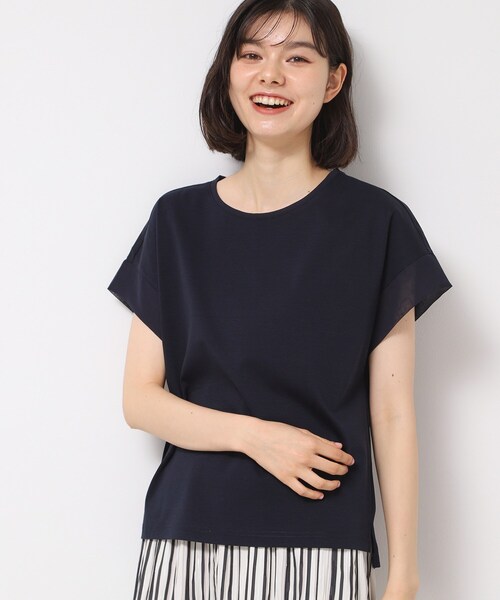 Dessin(デッサン)の「【シリーズ累計8万枚!選べる5サイズ/6色展開/洗える】美光沢カットソー【オンにもオフにもちょうどいい】(Tシャツ/カットソー・レディース・グリーン系/ナチュラル/ホワイト系/ブラック/サックスブルー/ブラウン系その他/ライトイエロー系/ネイビー・00/01/02/03/04)」の7枚目の写真