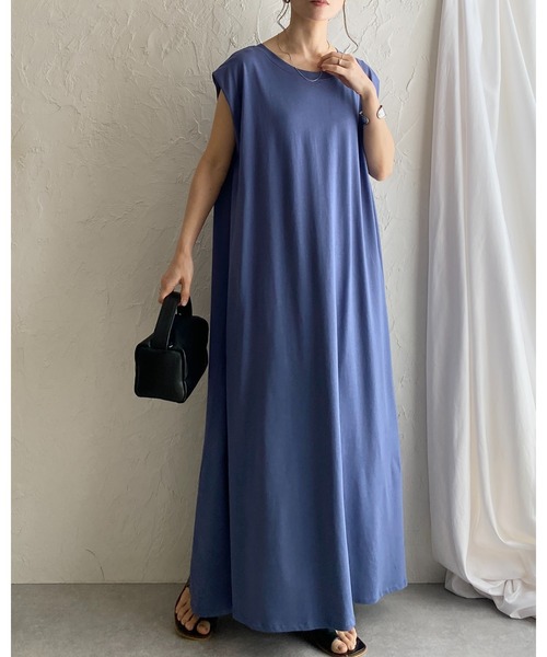 She's Closet(シーズクローゼット)の「タックフレンチスリーブロング丈AラインボリュームフレアTシャツワンピース(ワンピース・レディース・ダークブルー/ブラック/グレイッシュベージュ・FREE)」の4枚目の写真