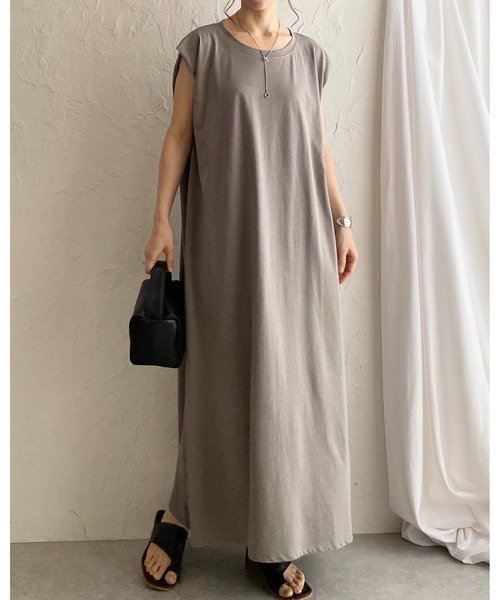She's Closet(シーズクローゼット)の「タックフレンチスリーブロング丈AラインボリュームフレアTシャツワンピース(ワンピース・レディース・ダークブルー/ブラック/グレイッシュベージュ・FREE)」の14枚目の写真