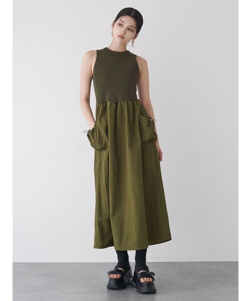 MURUA（ムルーア）の「ニットドッキングワンピース（ワンピース・レディース・ブラック/カーキ・FREE）」の3枚目の写真