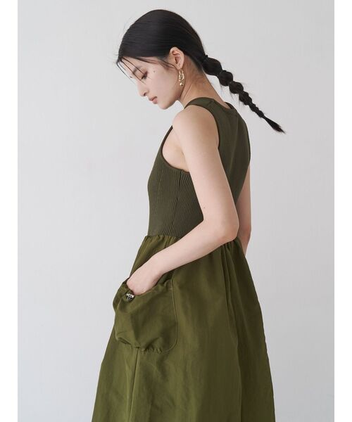 MURUA（ムルーア）の「ニットドッキングワンピース（ワンピース・レディース・ブラック/カーキ・FREE）」の8枚目の写真
